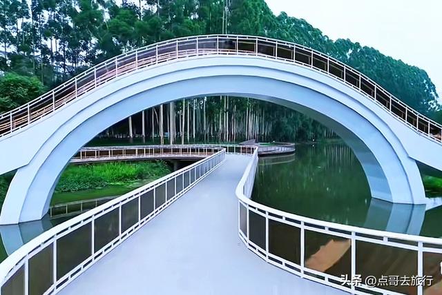 成都超级冷门公园，被称为“小西湖”，不要门票，地铁公交直达！