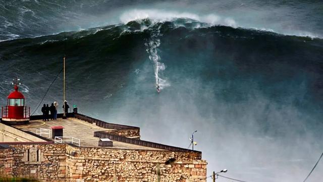 在瑞典,我们采访了世界上浪得最高的男人