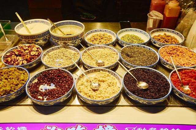 淮北有条石板街，安徽最具地标性的老街之一，载满了濉溪人的记忆