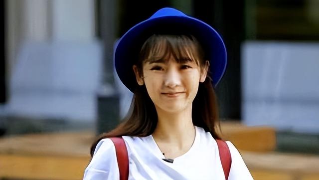 不会演就别尬演，《生万物》最大的败笔，就是请了她这个"戏混子"