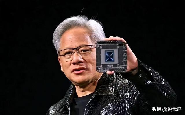 谁说中国造不出AI芯片？黄仁勋曝中美芯片真实差距：仅“几纳秒”