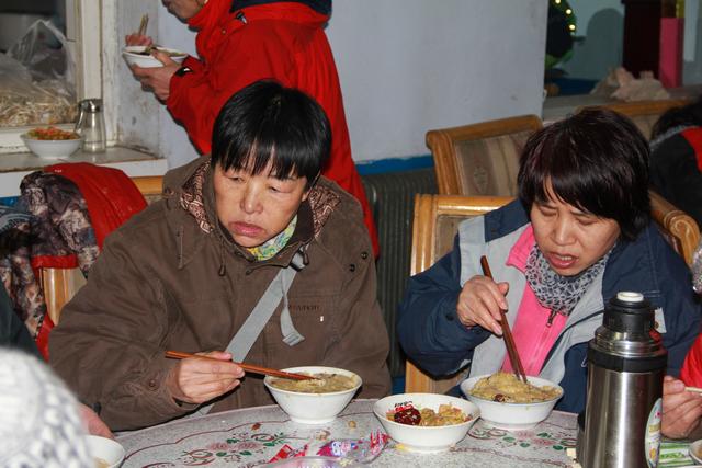 十二年前我在千山五龙宫寺庙吃粥！