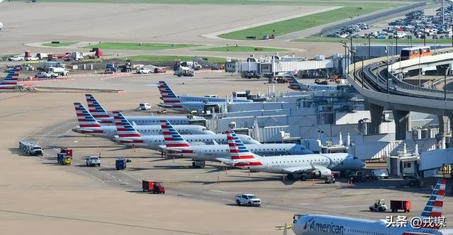 34岁老飞机还上天？美国空难7死11伤！这是拿命送货？