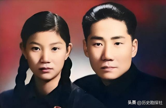 1962年，刘思齐和杨茂之新婚后，去看望毛主席，留下的珍贵合影