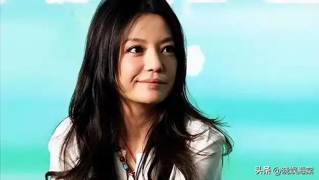 再难翻身 ! 封杀4年后，49岁赵薇近照曝光，事业婚姻全凉，星气已无