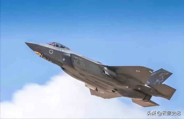 突发！沙特不宣而战猛烈轰炸，多款战机连续发射炸弹打破中东平静