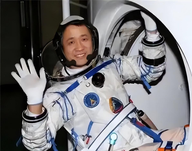 曾因担心聂海胜安危，提出离婚，聂捷琳保密生活隐藏了多少辛酸？