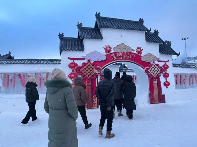 牙克石：大雪节气至 雪域盛景开