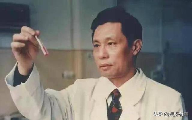 万万没想到，钟南山如今89岁高龄的妻子，也能为他“争光”了