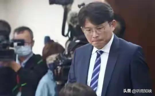 赖清德迎来2个噩耗，蓝白对卓荣泰柯建铭出手了，吴思瑶弄巧成拙