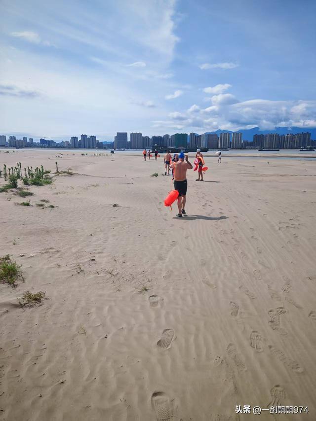 陵川八泳士江南四省游记（四）