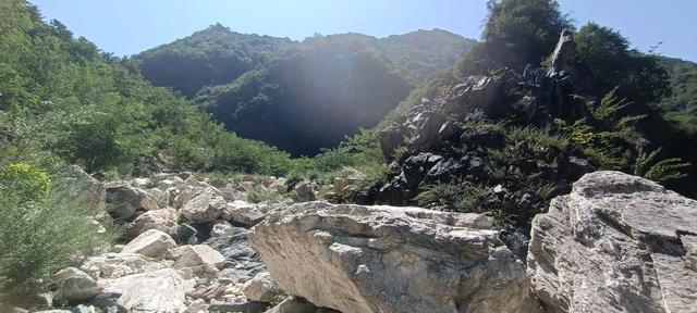 骆峪傥骆古道风景不错！