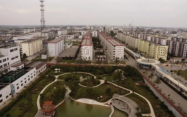 安徽不起眼的小县城，地处四省七县交界，被誉为“世界梨都”