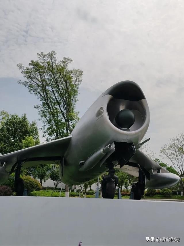漫步成飞公园：领略航空魅力