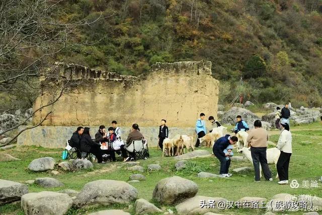 超出片!快来这里捕捉汉中秋色!