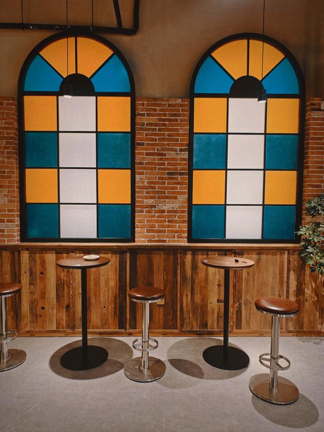 背包十年 当我说出去玩住青旅……