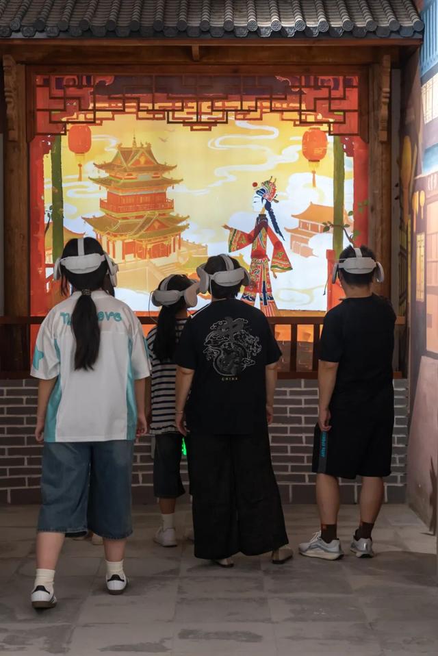 开学周末去哪玩？枣庄在校大学生游台儿庄古城门票免费，解锁秋日研学+打卡双重体验