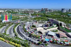 中国的“黑油山油田”，可开采800万年，能否代替进口石油吗?图片