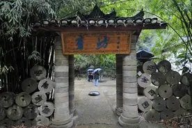 在农村，一台机器一间屋，每日营业额500元，家家户户排队上门图片