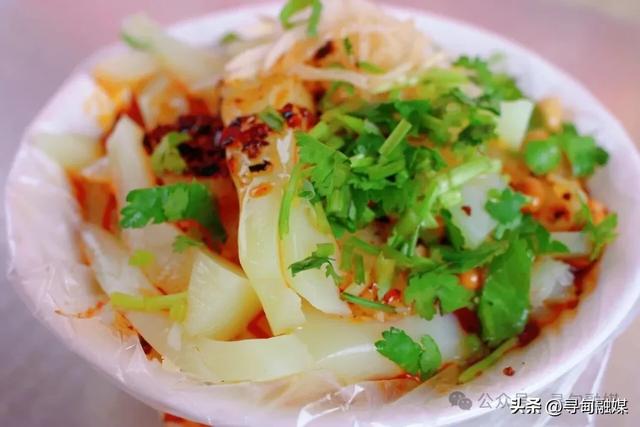 寻甸羊街：故乡的冬樱花盛开