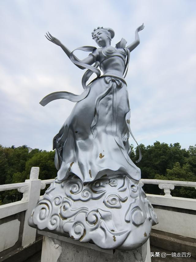 “天仙配”男主角董永是孝感第一名人，这里还有一座“董永公园”