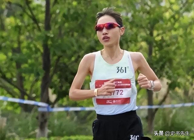 “最快女护士”再起风波！本人账号清空，官媒发声，白岩松被牵连