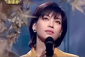 至今“无儿无女”的12位中老年女星，未婚，独居海外，被丈夫抛弃图片