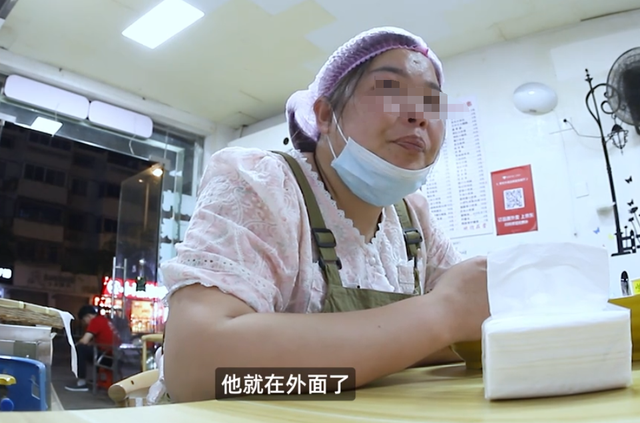 宝妈净身出户带2娃睡桥洞，只因怀孕期间没满足丈夫，孩子太争气