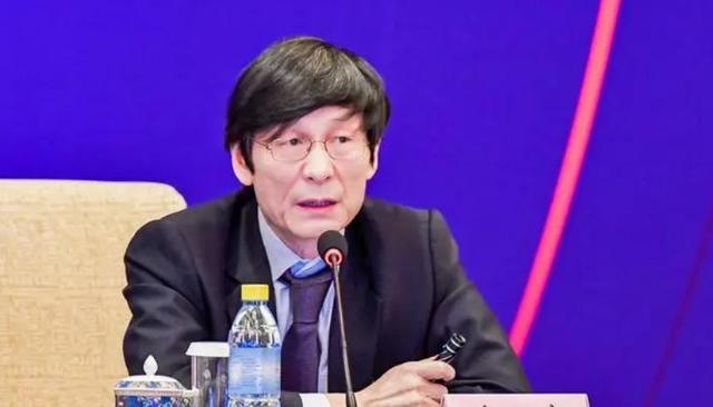 朱燕来：朱镕基唯一的女儿，中国人大毕业，现年69岁仍奋斗在一线