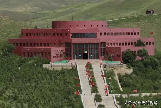 深入开发与活化利用抗日战争红色文化遗址