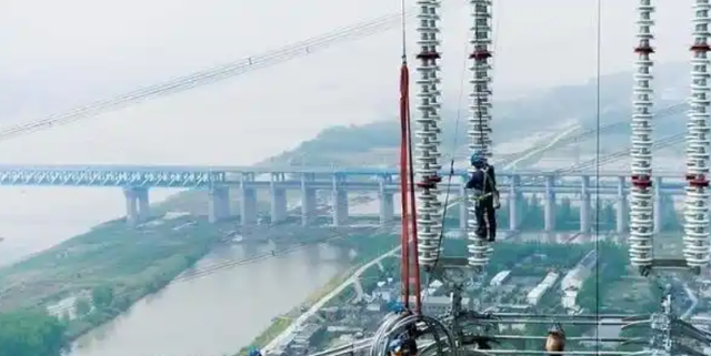 光伏电站的“保命开关”有多关键？全球为何只有几家能造？