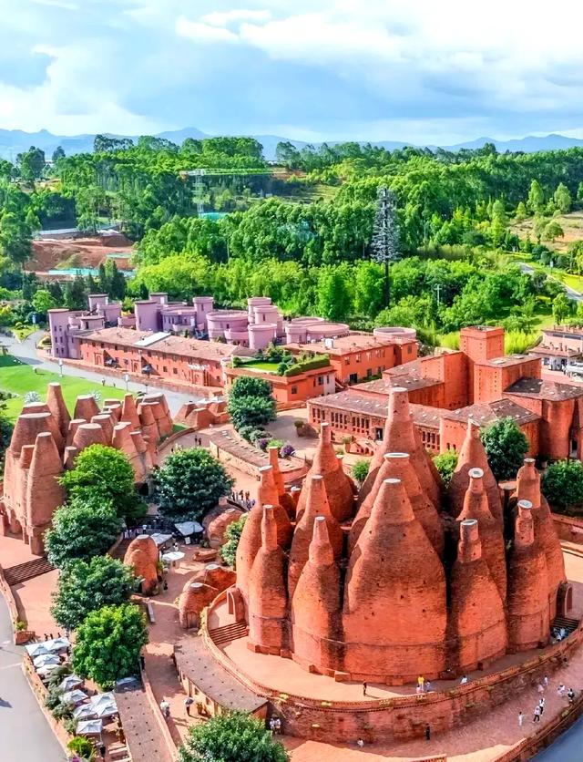 云南隐藏的暖冬密码:这8个神仙地,让北方人忘了回家!