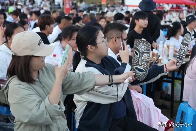 乌蒙狂欢威宁火把狂欢季在五里岗精彩落幕