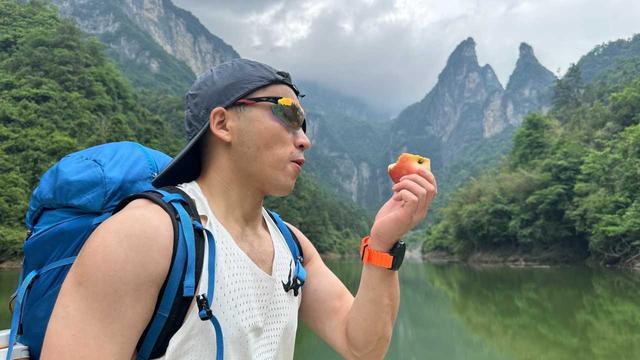 湖南天门山：一场逃离喧嚣的山野之约