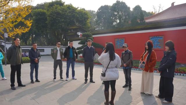 郫都区互联网文化协会成功举办望丛祠文化探访暨座谈交流活动