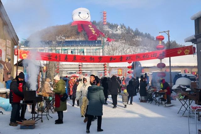 双鸭山宝清滑雪小镇全攻略！滑雪+温泉+年味一站搞定，冬天就该这么玩