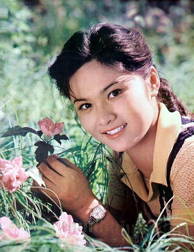 80年代家喻户晓的女演员，嫁给军委副主席儿子，离婚后混得如何？
