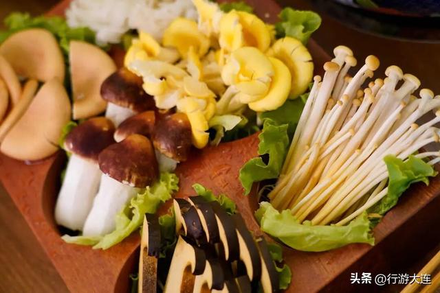 大连东关街十五号院有多好逛？曲艺、展馆、非遗、市集一站体验！