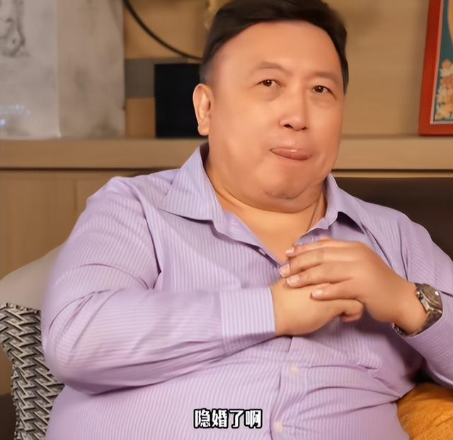 死不悔改！王晶再爆猛料，关之琳脸都丢光了，但刘銮雄为她证清白