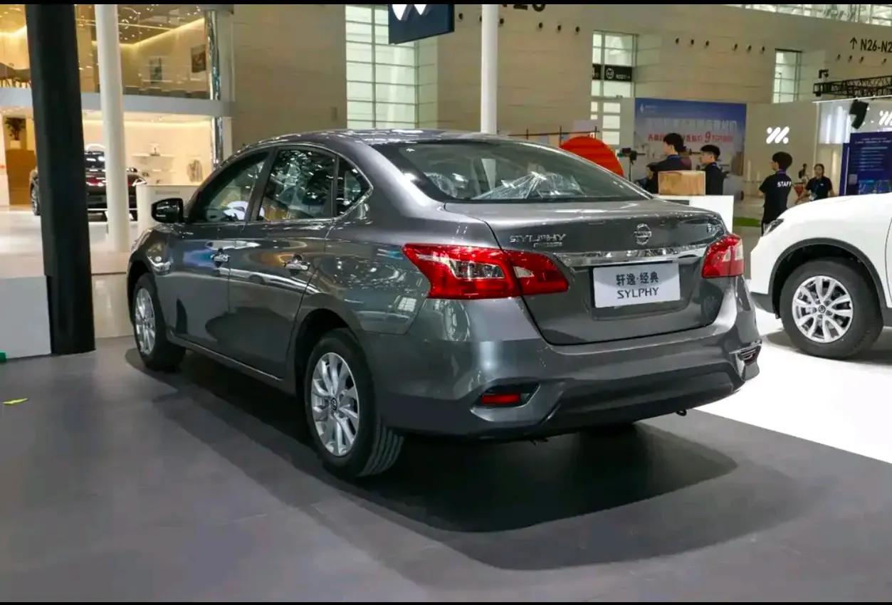 轩逸经典空间表现_轩逸经典燃油经济性_买经典轩逸会不会过时