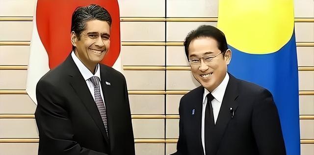 停飞中国航班，拒绝中国游客，这个专和我国作对的小国，如今怎样