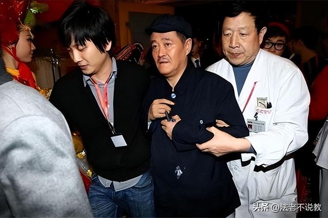 终于破案了！逼得赵本山退出央视春晚的不是宋丹丹，更不是范伟