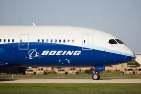 中国不收？两架波音客机飞回美国，马来西亚要买，记得中方警告？图片