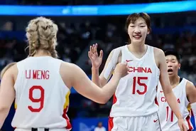 每人一套房，女篮夺冠获重奖图片