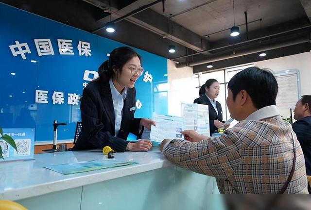 中央定调明年经济！工资、房子、生娃有大变化，普通人要翻身了？