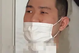 北京老太病危，小儿子找到同母异父哥哥：回来看妈，房产给你一半图片