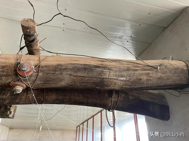 走访合教黑教堂抗日兵变旧址