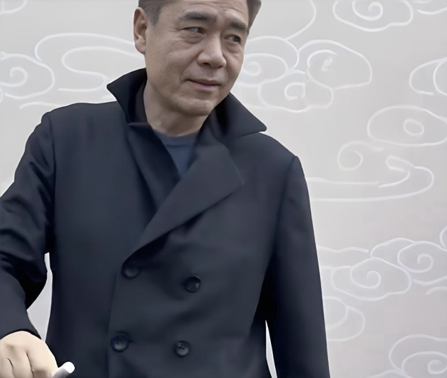 内娱这天，站位暴露江湖地位，唐国强张丰毅站一边，C位雷打不动