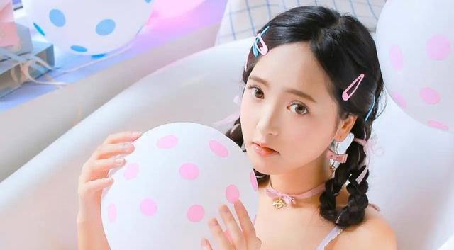 女人想当你情人？4个“暗号”藏不住，她已上瘾