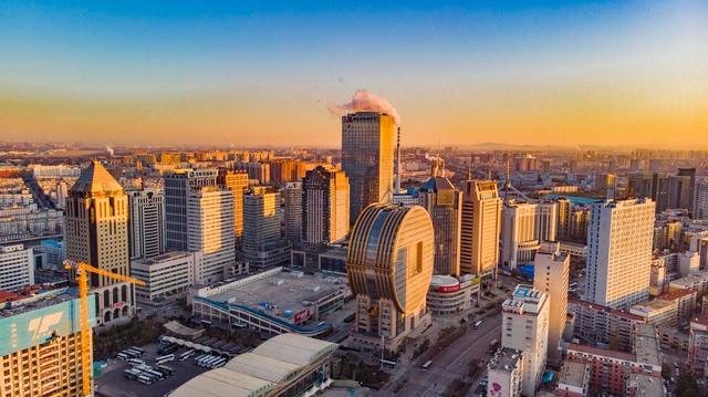 辽宁这座特大城市，是东北最大的交通枢纽，有8市共用国际机场！